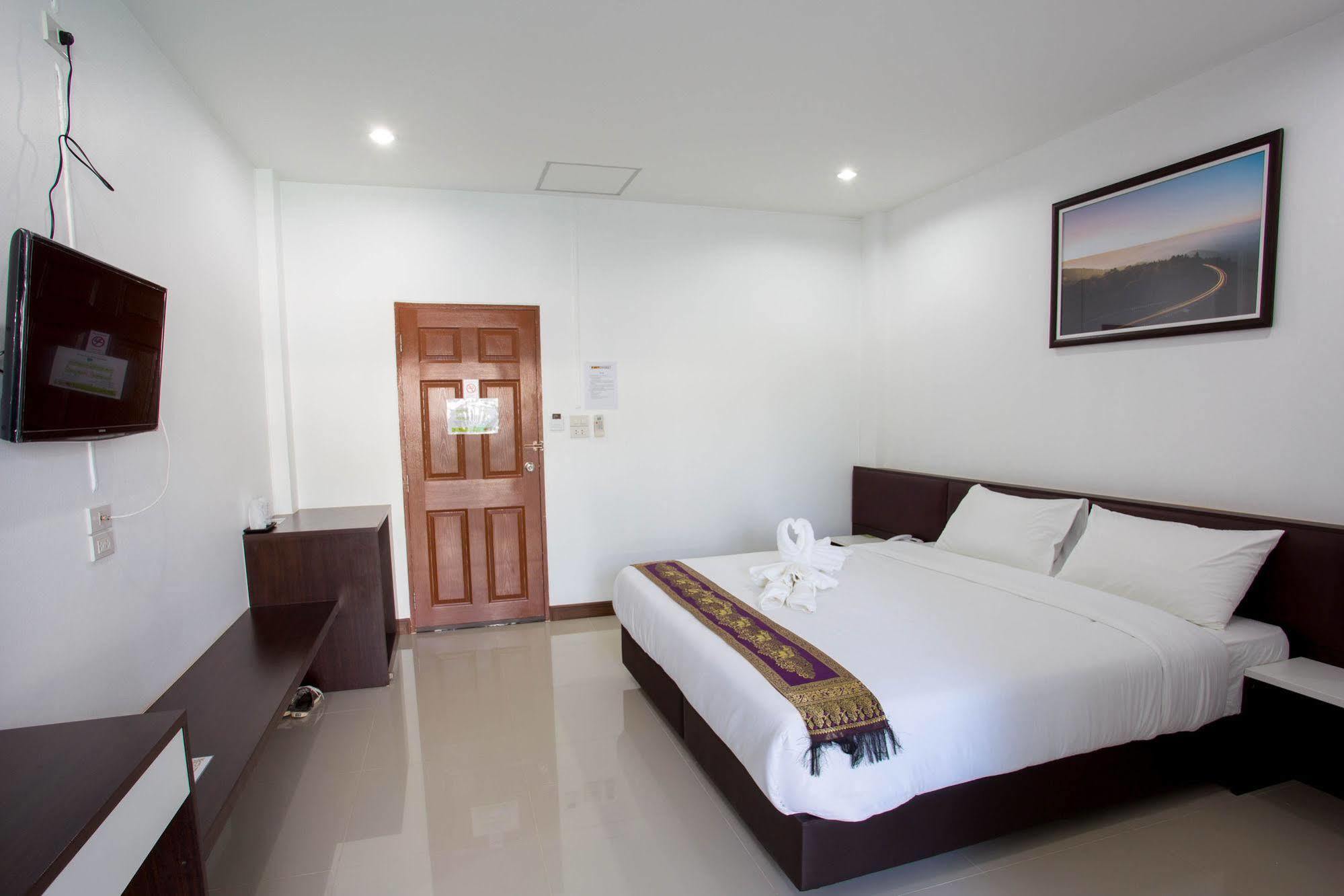 Hotel Np Buriram
